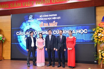 Kỷ niệm ngày KH&CN Việt Nam 18/5: Phát triển khoa học, công nghệ và đổi mới sáng tạo là quốc sách hàng đầu, đóng vai trò đột phá chiến lược trong giai đoạn mới